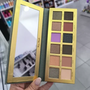 Paleta de sombras x 12 colores Uen Shadi. Beverly Hills. Verde
